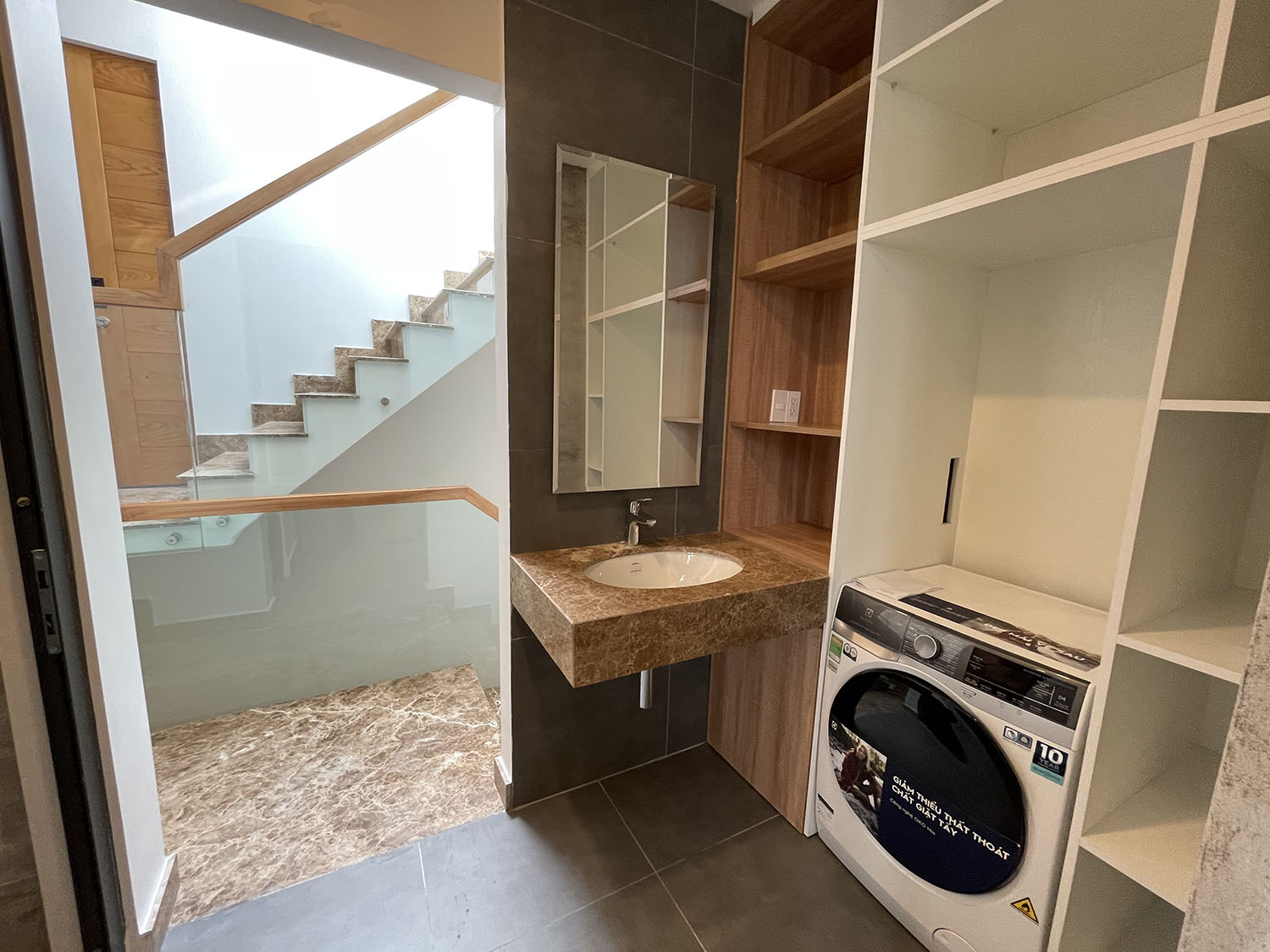 Bán nhà Phan Đăng Lưu, Phú Nhuận Tuyệt phẩm 4 lầu (4,3x12) k.trúc TEXAS MỸ, n.thất cao cấp hẻm ôtô